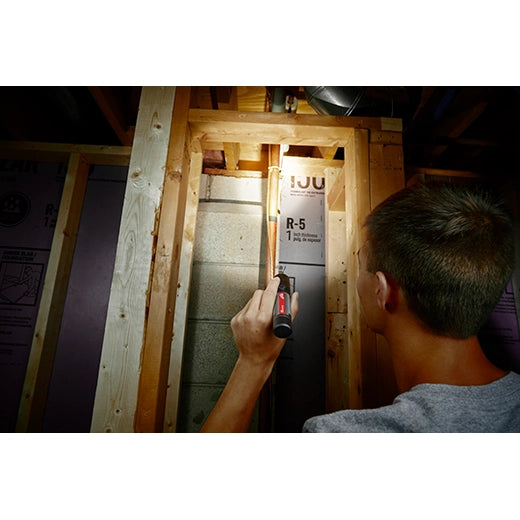 LINTERNA RECARGABLE COMPACTA 800 LUMEN REDLITHIUM (2160-21) MILWAUKEE