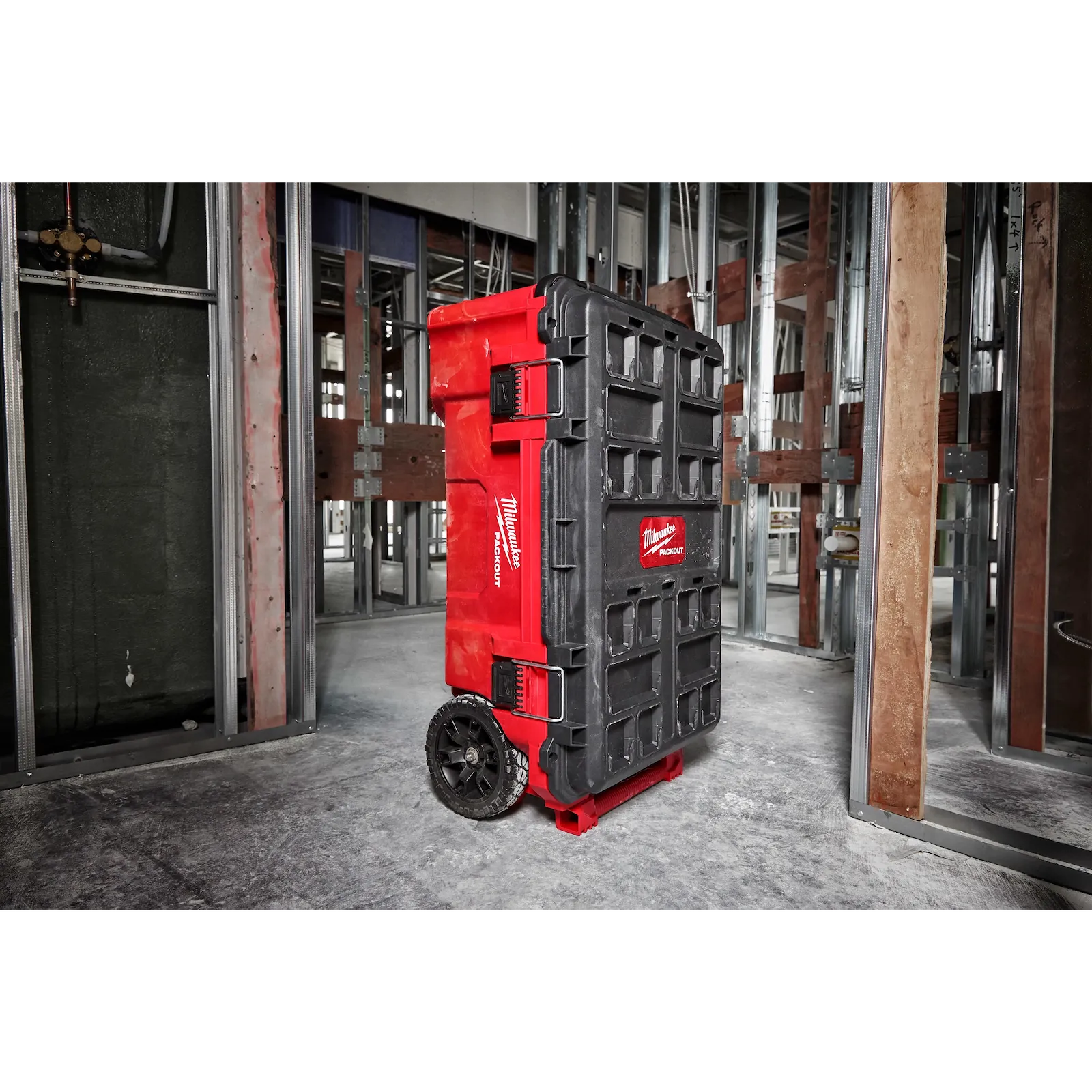 CAJA DE HERRAMIENTAS CON RUEDAS PACKOUT (48-22-8428) MILWAUKEE