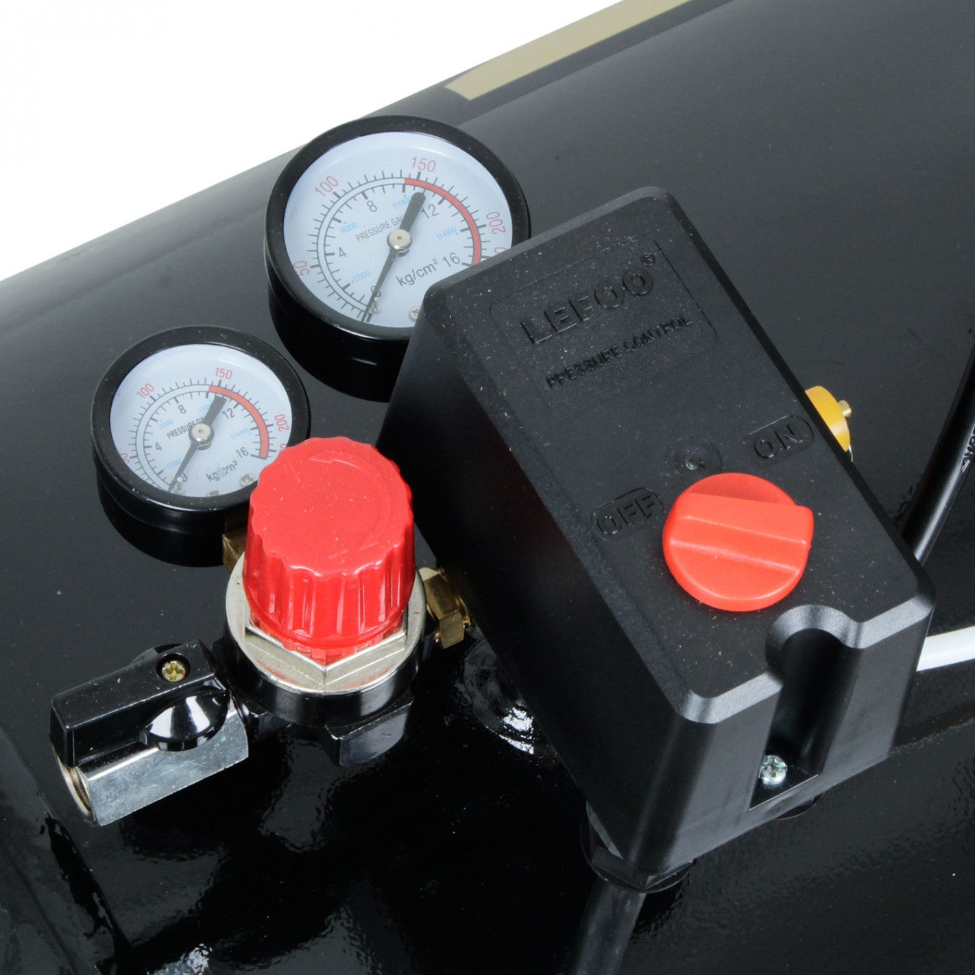 COMPRESOR 3hp 200 litros 220v CSL-15.1/200L BRAVO