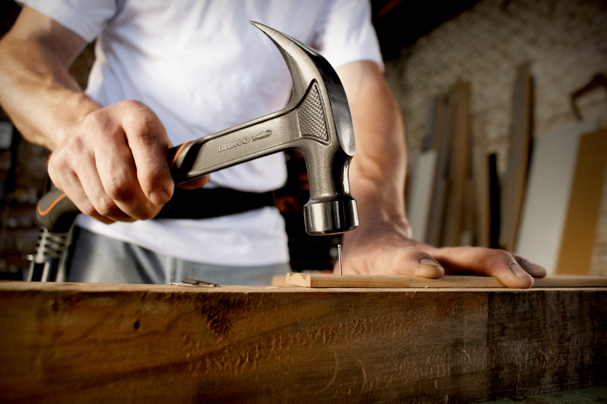 MARTILLO CARPINTERO ERGO      20 ONZAS     BAHCO     529-20-L