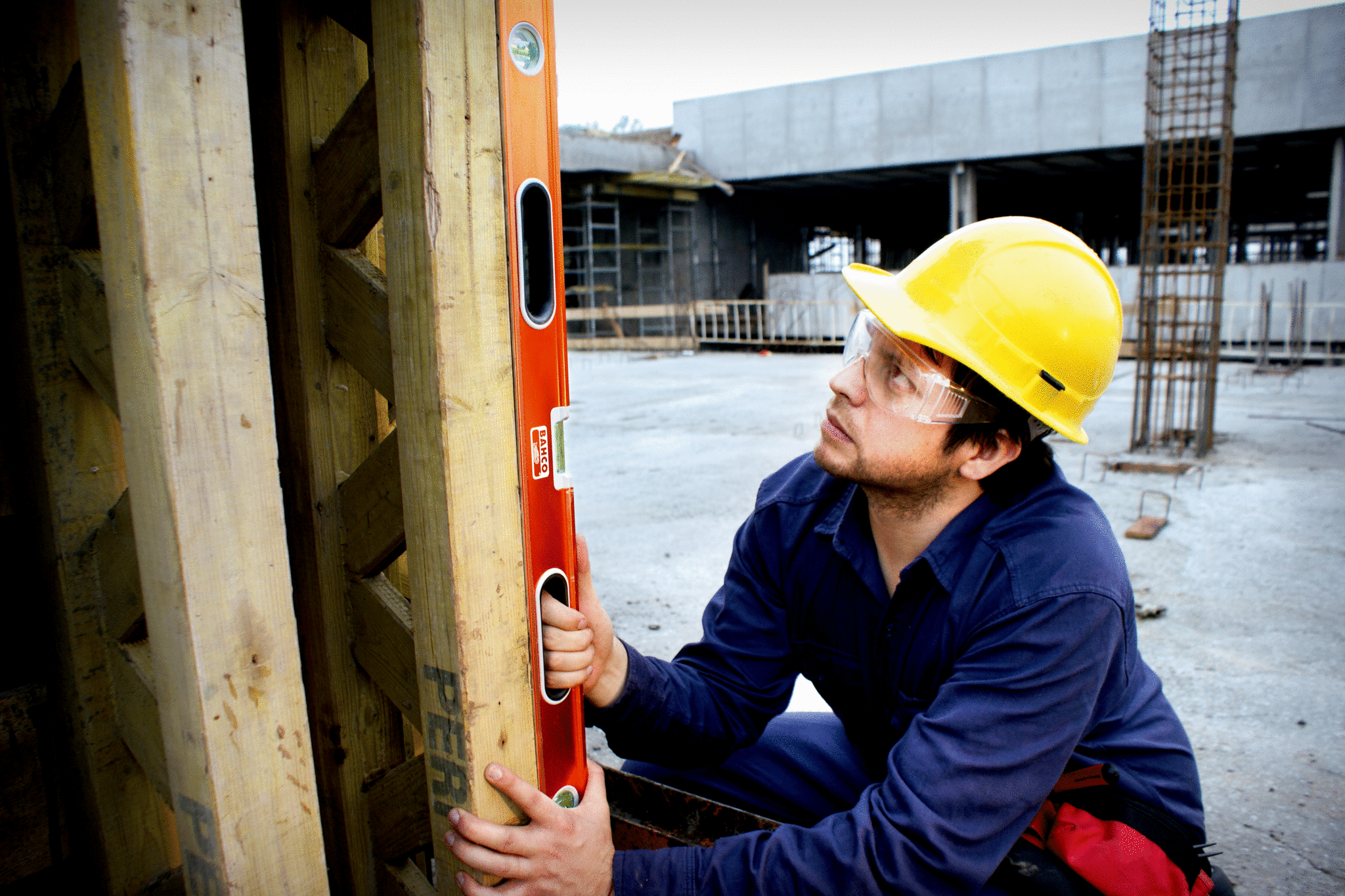 NIVEL DE ALUMINIO MAG. SECCION RECTANGULAR 800MM   466-800-M