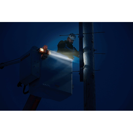 LAMPARA DE DOS CABEZAS BATERIA PARA CANASTA M18 (2122-20) MILWAUKEE