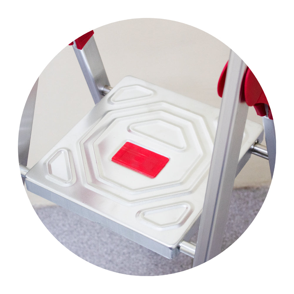 ESCALERA ALUMINIO TIJERA 6 PELDA OS MAGNA