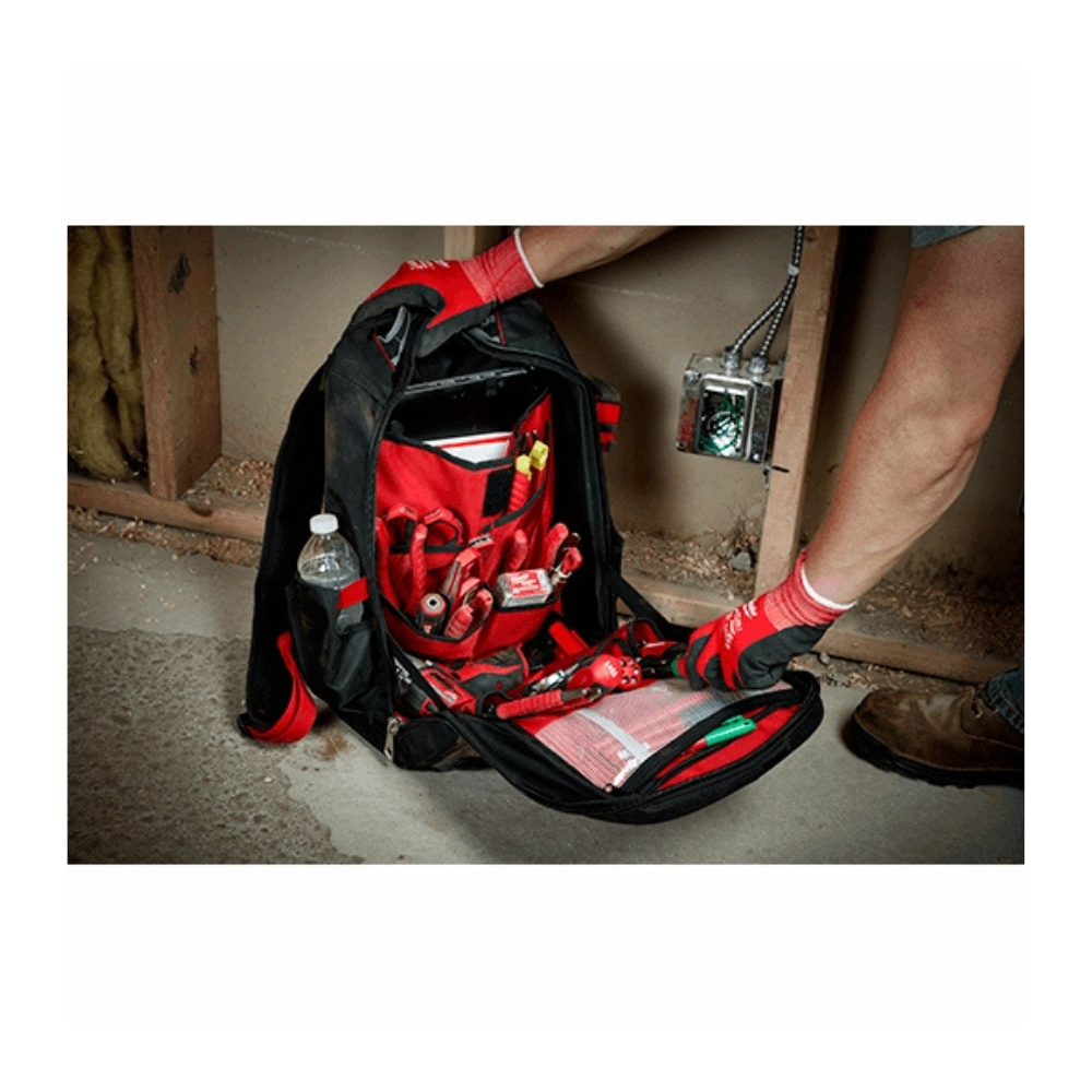 MOCHILA BAJO PERFIL PARA HERRAMIENTAS (48-22-8202)