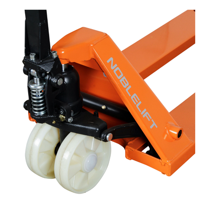 TRANSPALETA DF25 2500 KG ANGOSTA DF25550N