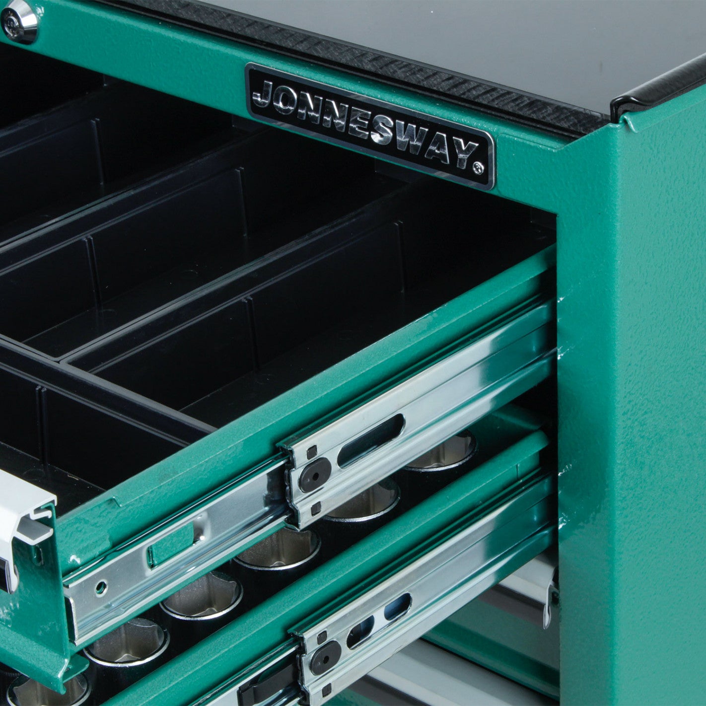 CARRO DE HERRAMIENTAS 239 PIEZAS C- (7DW2239V) - JONNESWAY