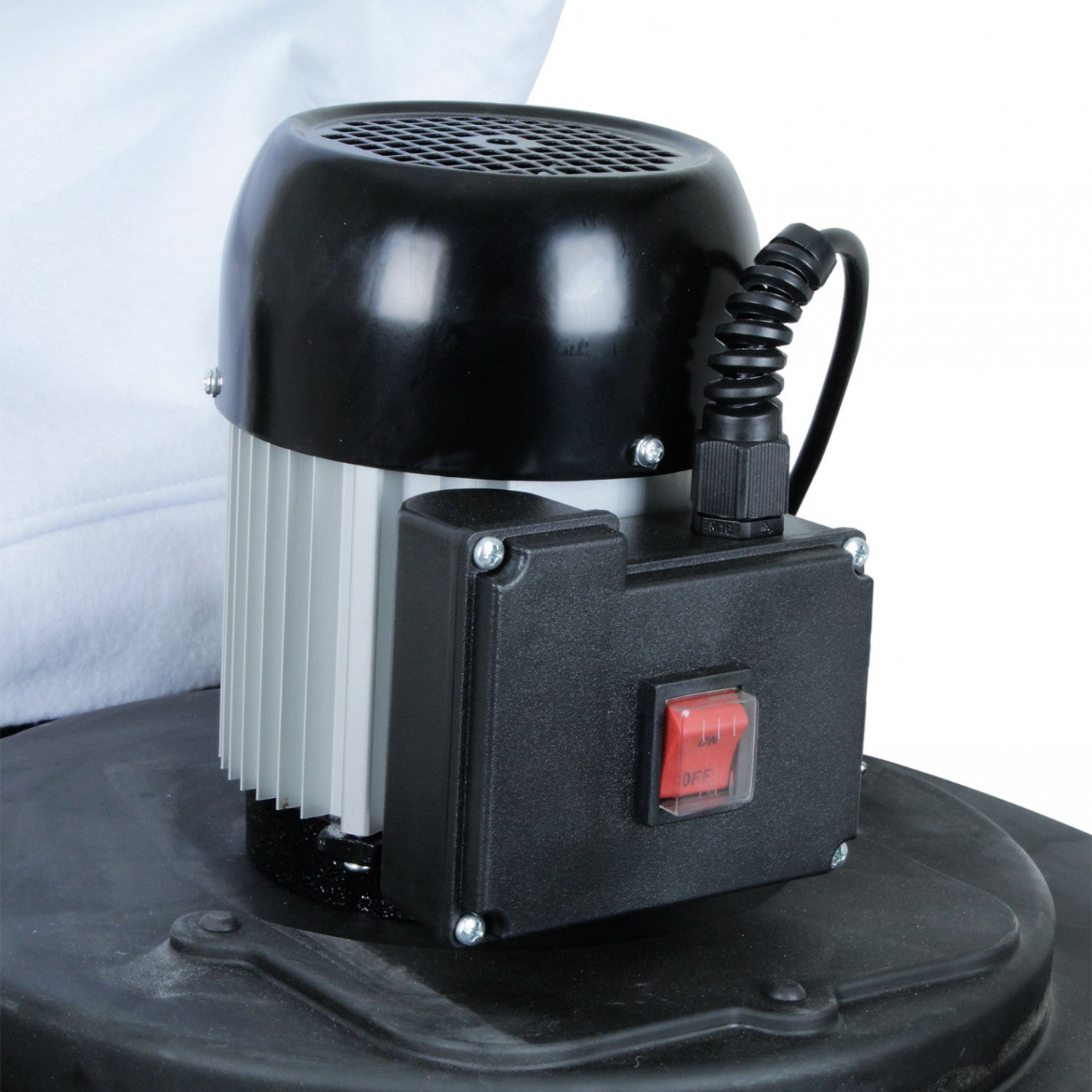 EXTRACTOR DE POLVO 4 550W 07HP DC-F