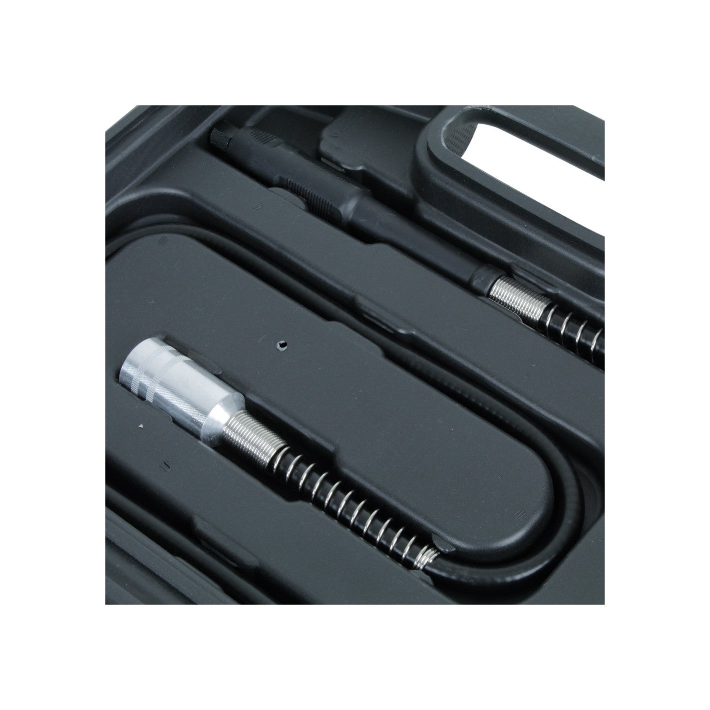 KIT HERRAMIENTA MULTIPROPOSITO 135W MT600/220K