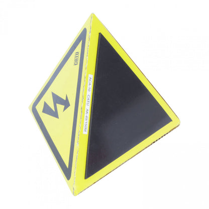 PIRAMIDE DE SEÑALIZACION CON BASE MAGNETICA SP8001 - MARTECH CAR